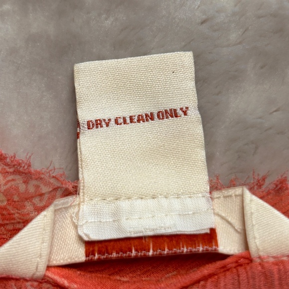 Sundance Coral Silk Medallion Print Ruffle Blouse Womens XL Boho Old Money - Picture 6 of 9